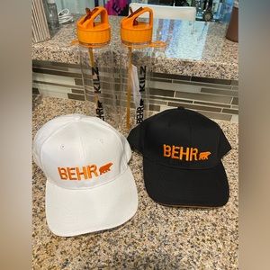 Brand new 2 hats and 2 bottles